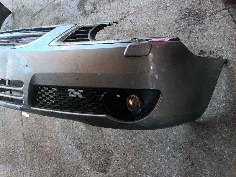 PARAGOLPES DELANTERO