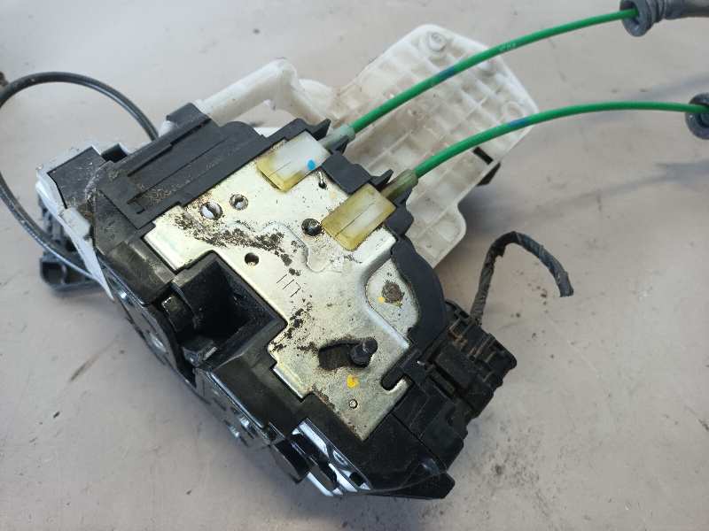 CERRADURA PUERTA TRASERA IZQUIERDA 