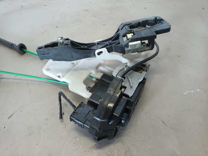 CERRADURA PUERTA TRASERA IZQUIERDA 