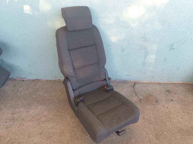 ASIENTO TRASERO MEDIO