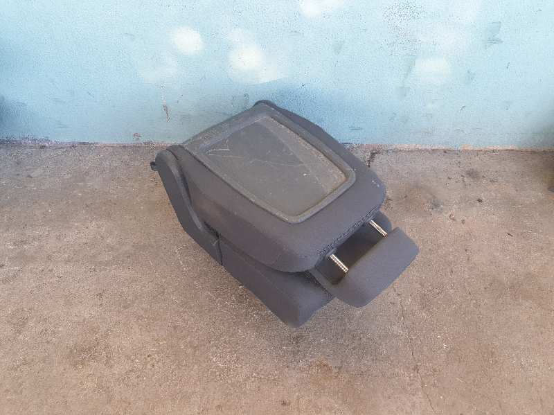 ASIENTO TRASERO MEDIO