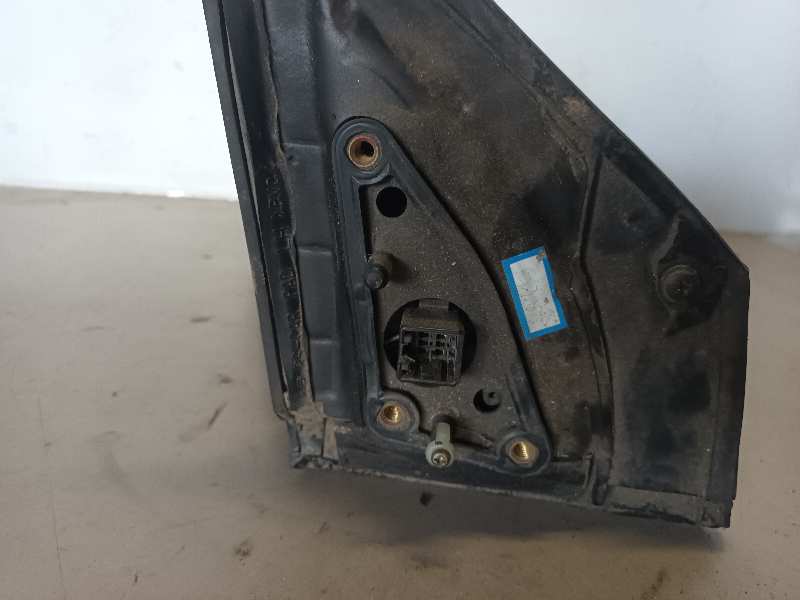 RETROVISOR IZQUIERDO