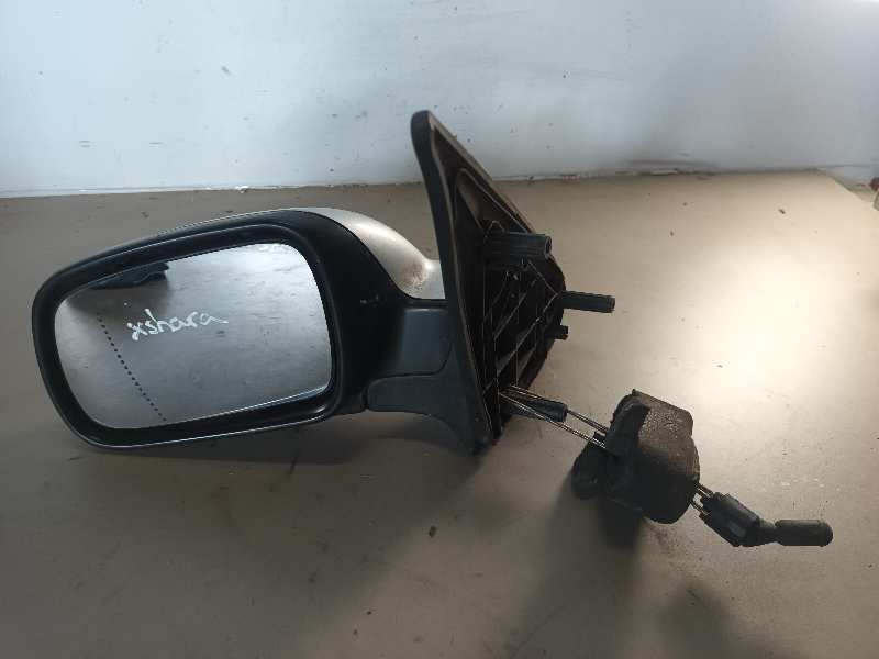 RETROVISOR IZQUIERDO