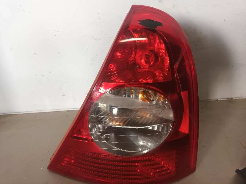 PILOTO TRASERO DERECHO