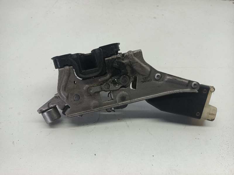 CERRADURA PUERTA TRASERA DERECHA 