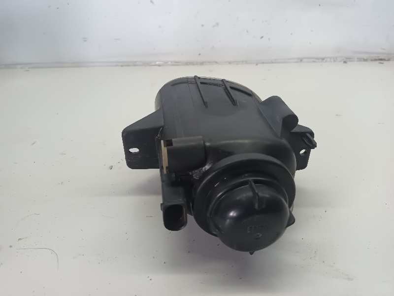 FARO ANTINIEBLA IZQUIERDO