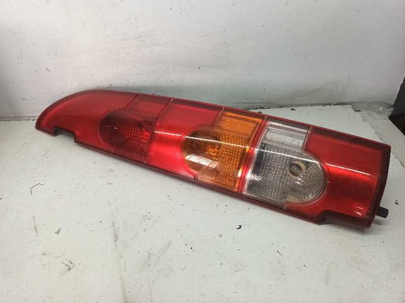 PILOTO TRASERO DERECHO