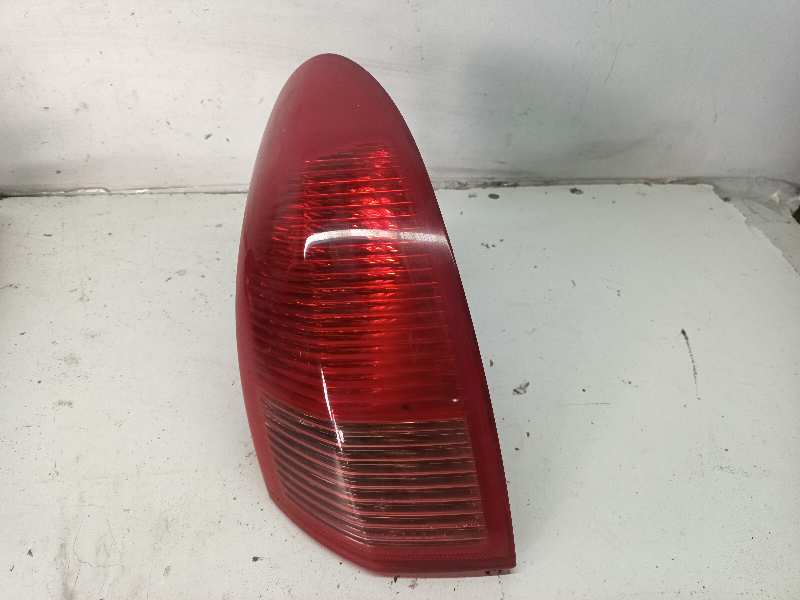 PILOTO TRASERO DERECHO