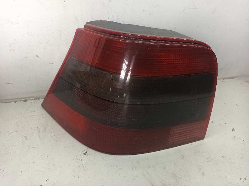 PILOTO TRASERO IZQUIERDO