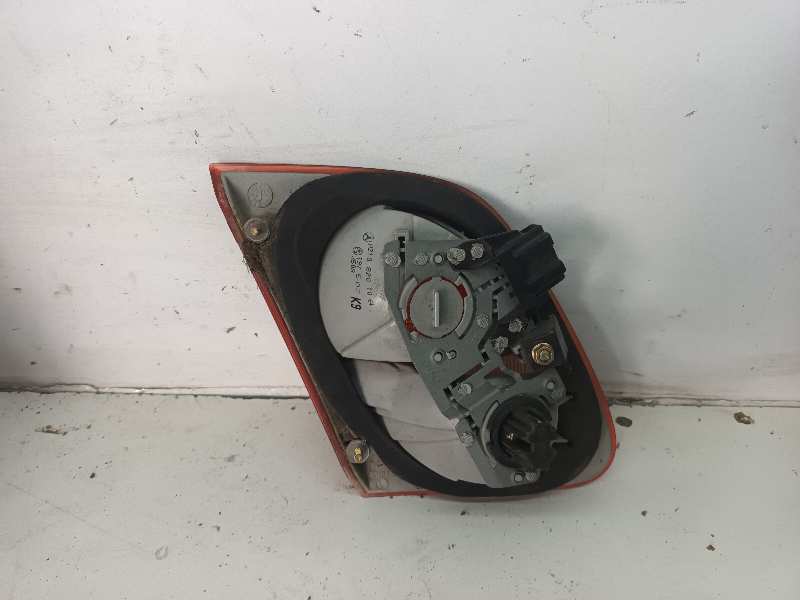 PILOTO TRASERO DERECHO