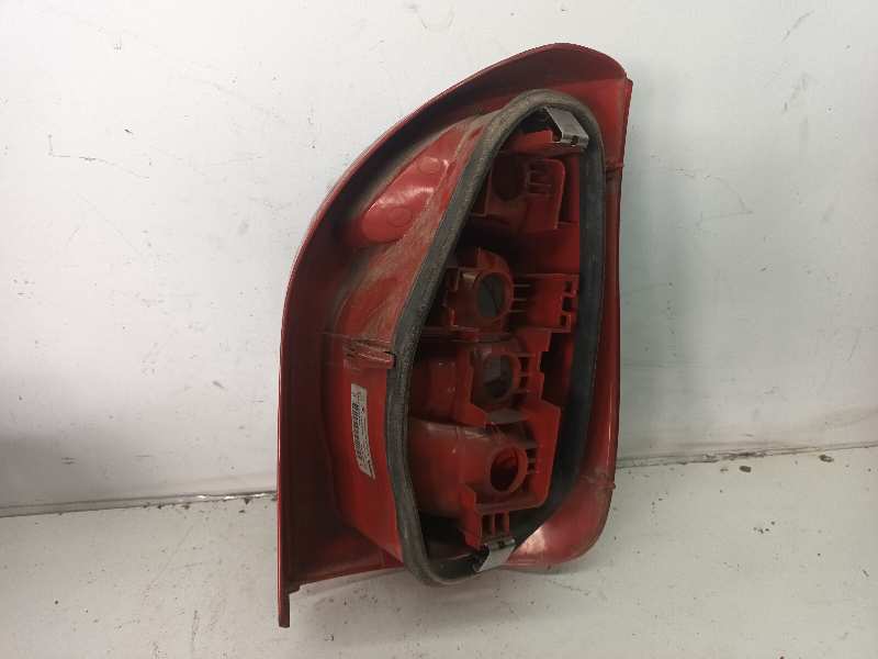 PILOTO TRASERO IZQUIERDO