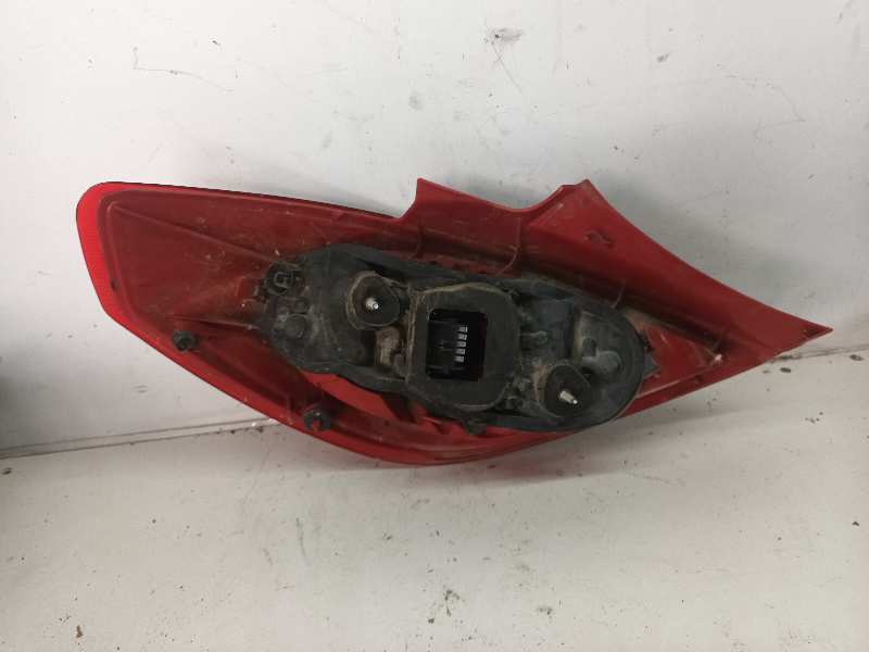 PILOTO TRASERO DERECHO