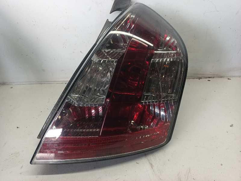 PILOTO TRASERO DERECHO