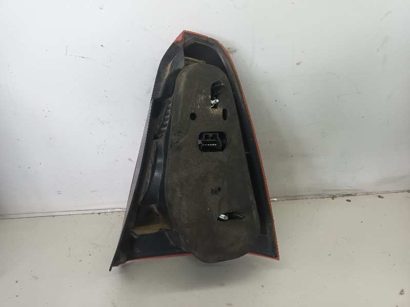 PILOTO TRASERO IZQUIERDO