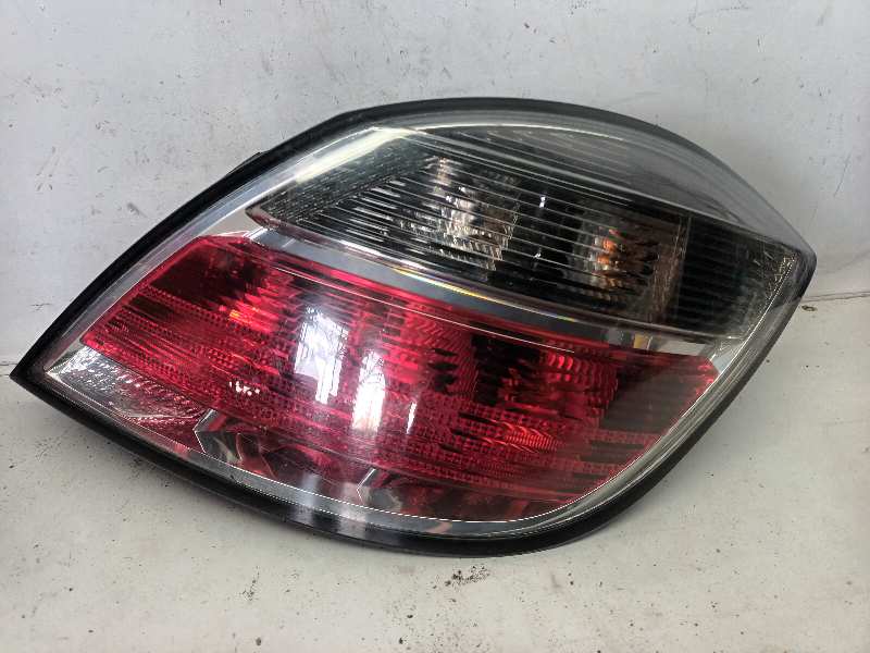 PILOTO TRASERO DERECHO