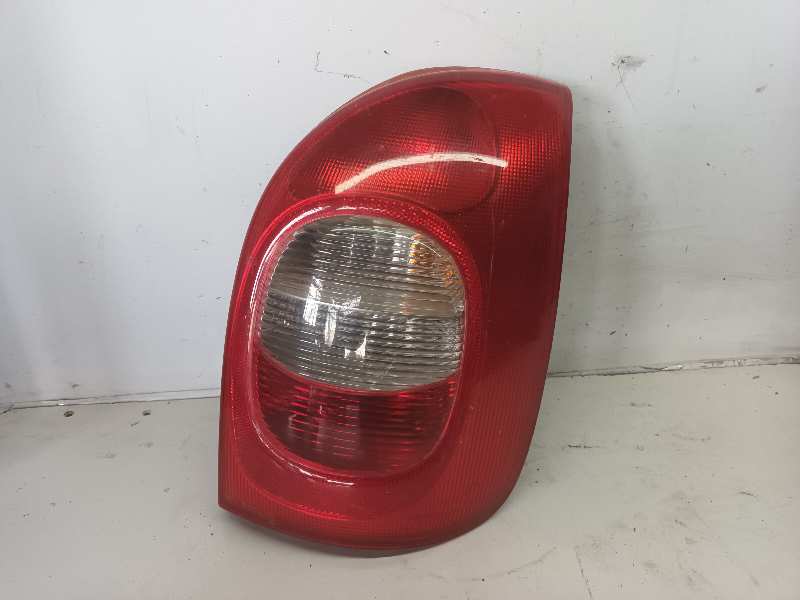 PILOTO TRASERO DERECHO