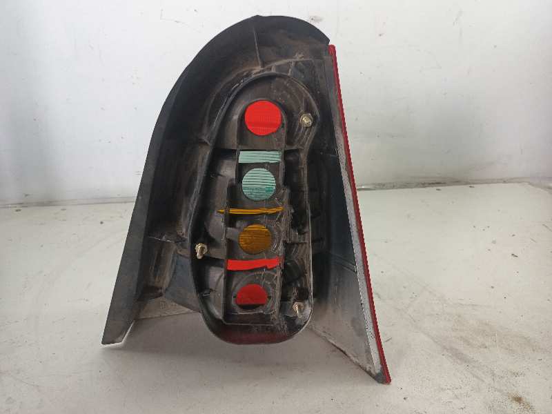 PILOTO TRASERO IZQUIERDO