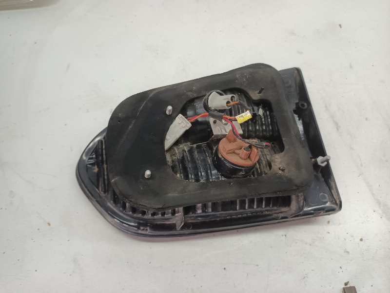 PILOTO TRASERO DERECHO