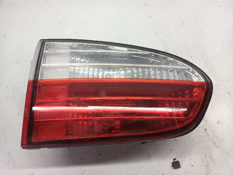 PILOTO TRASERO DERECHO