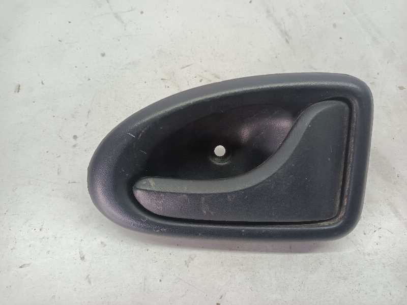 MANETA INTERIOR DELANTERA DERECHA RENAULT CLIO II FASE I (B/CBO)