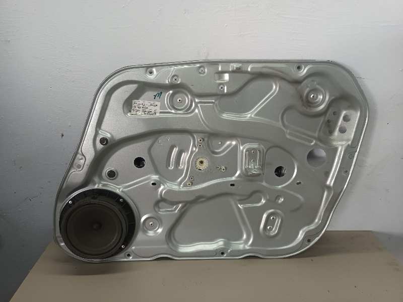 ELEVALUNAS DELANTERO DERECHO