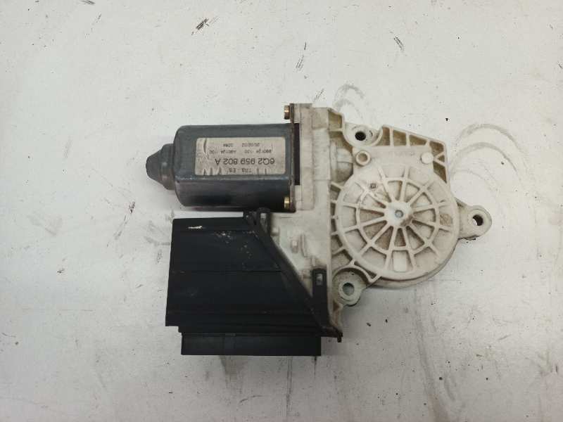 MOTOR ELEVALUNAS DELANTERO IZQUIERDO