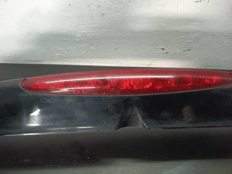 LUZ CENTRAL DE FRENO