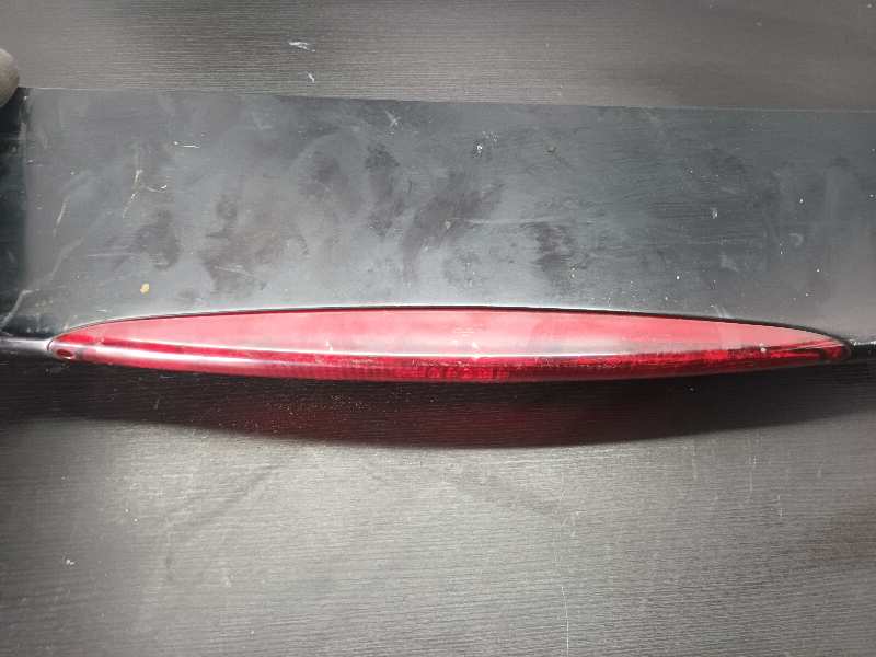 LUZ CENTRAL DE FRENO