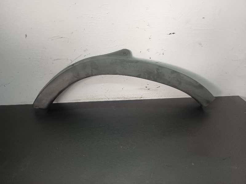 ALETIN DELANTERO DERECHO