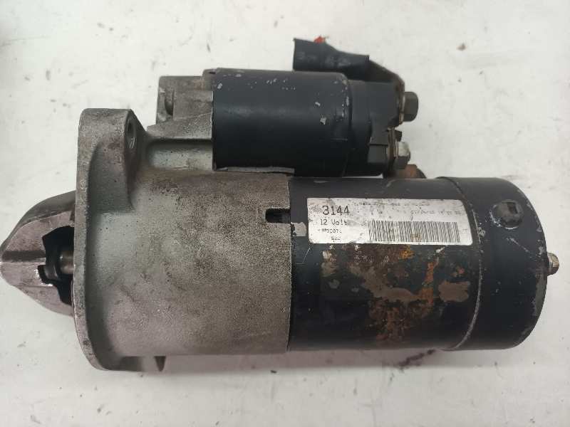 BRAZO SUSPENSION SUPERIOR DELANTERO IZQUIERDO