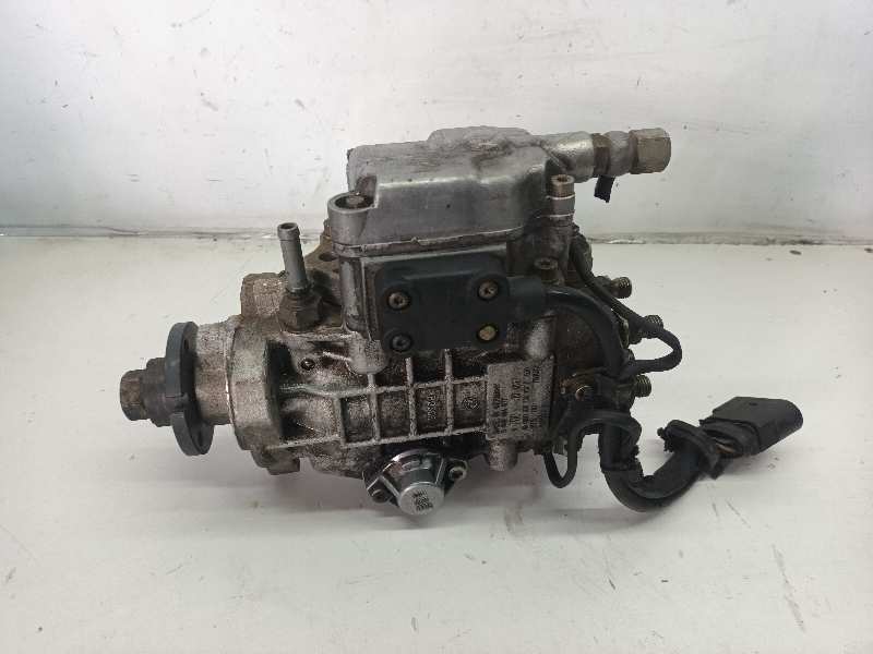 038130107D BOMBA INYECCION SEAT TOLEDO (1M2)