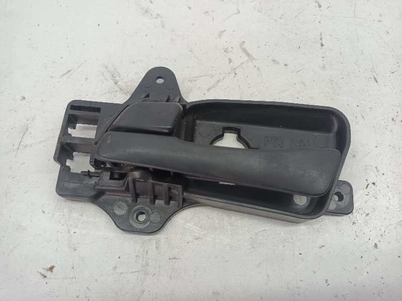 MANETA INTERIOR DELANTERA IZQUIERDA