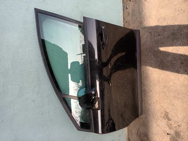 PUERTA DELANTERA IZQUIERDA