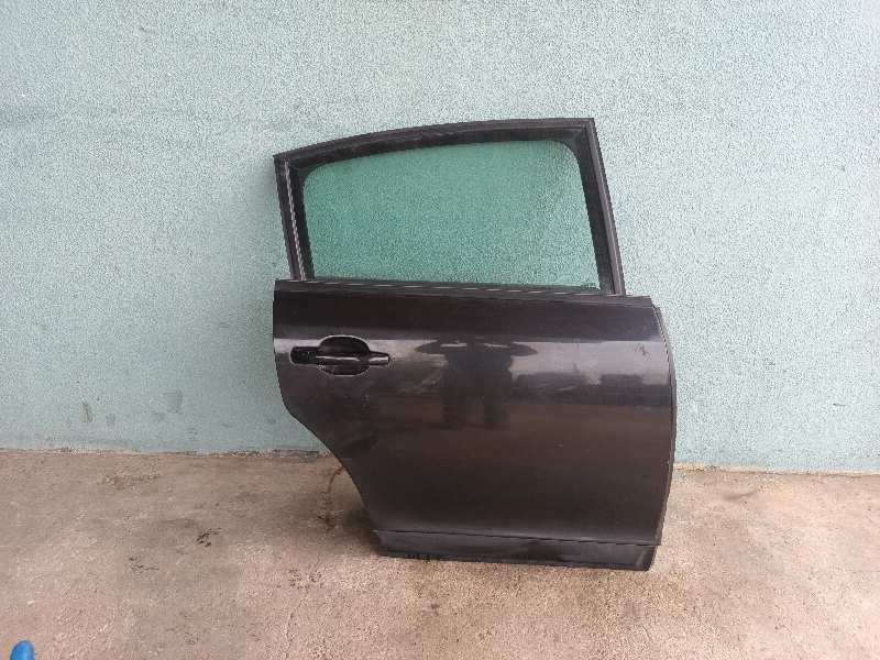 PUERTA TRASERA DERECHA