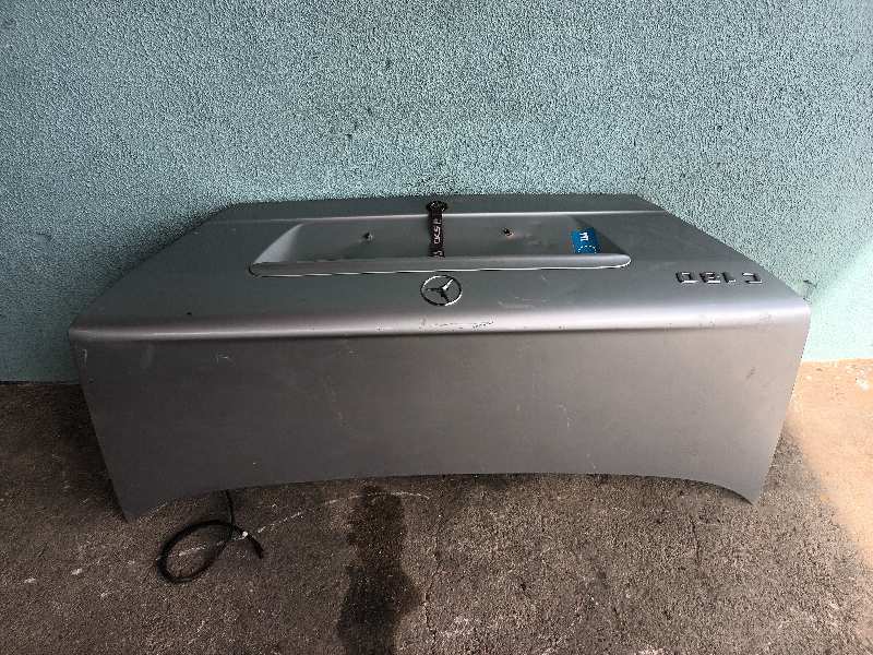 PORTON TRASERO MERCEDES CLASE C (W202) BERLINA