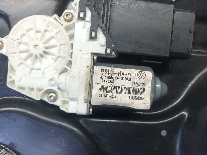 ELEVALUNAS DELANTERO IZQUIERDO