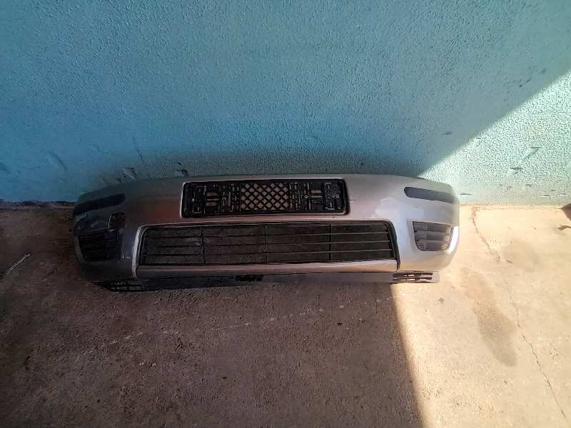 PARAGOLPES DELANTERO