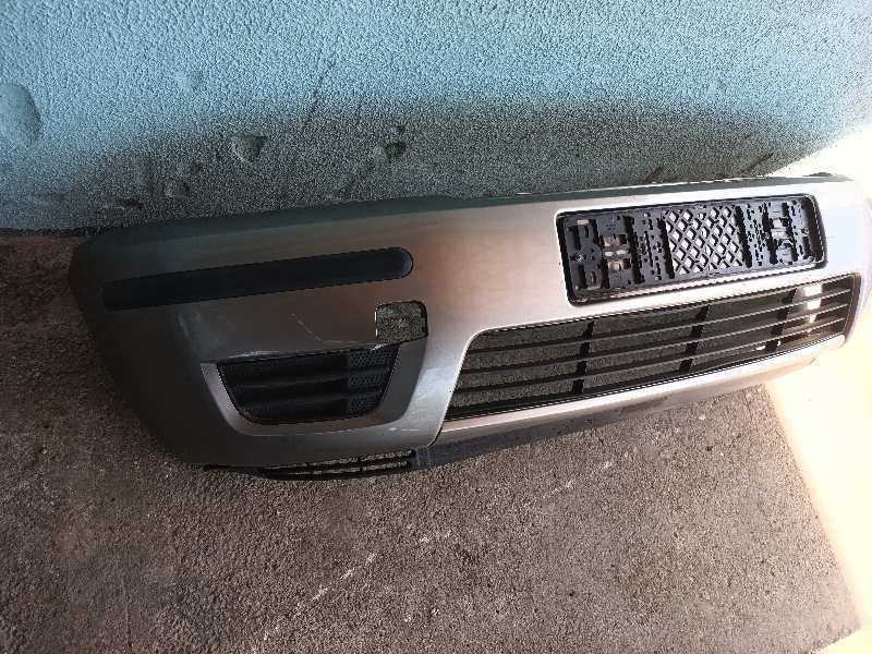 PARAGOLPES DELANTERO