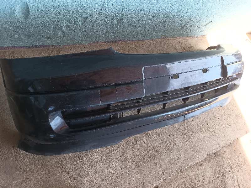 PARAGOLPES DELANTERO