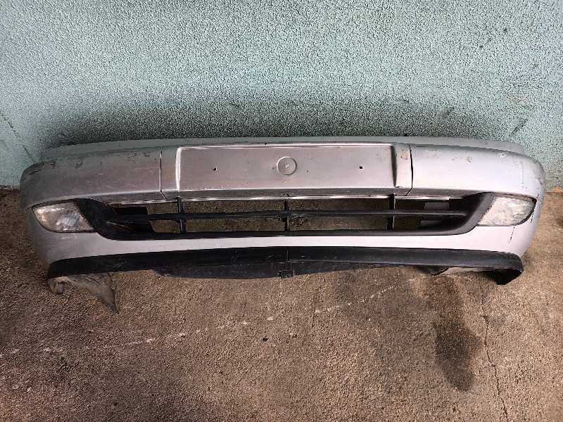 PARAGOLPES DELANTERO