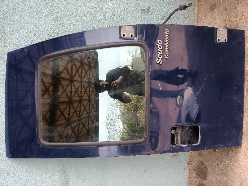 PUERTA TRASERA DERECHA