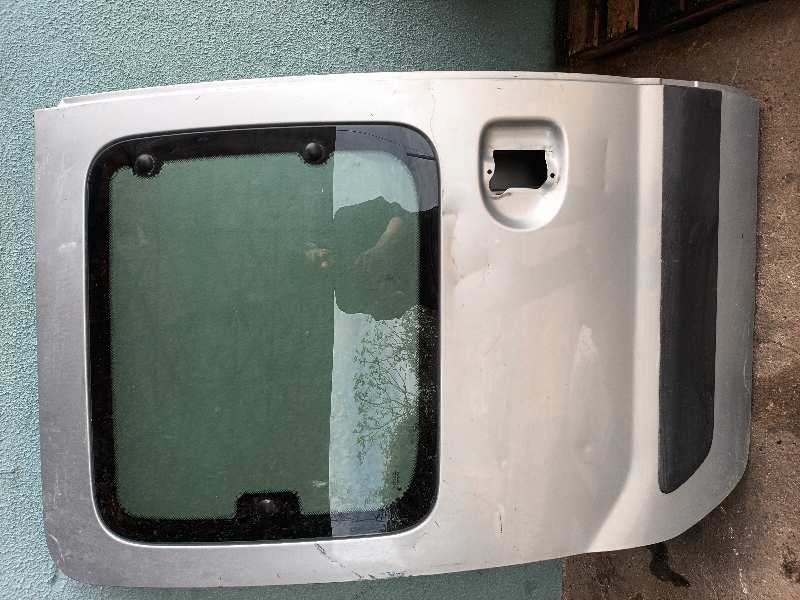 PUERTA LATERAL CORREDERA DERECHA