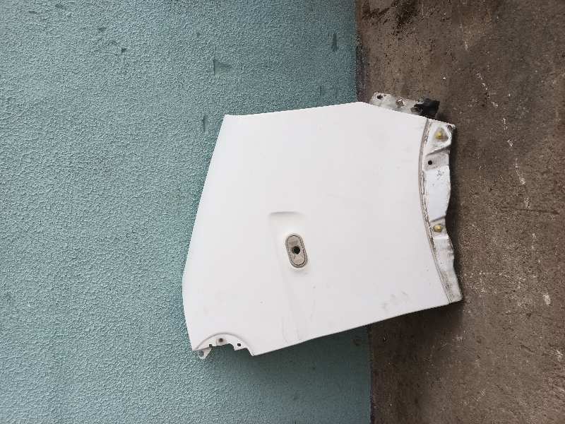 ALETA DELANTERA DERECHA