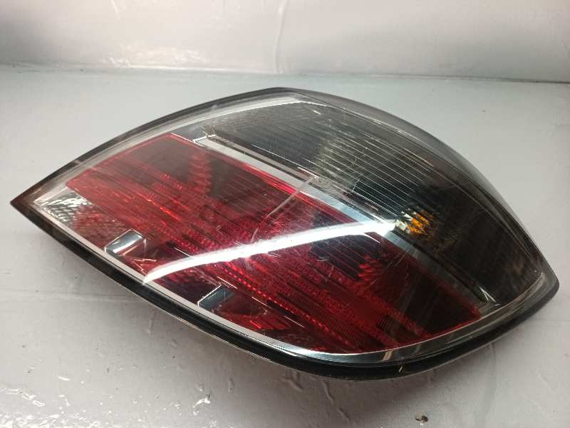 PILOTO TRASERO DERECHO