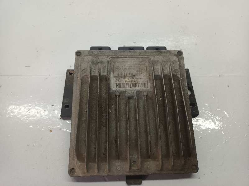 8200331477 CENTRALITA MOTOR UCE RENAULT CLIO II FASE II (B/CB0)