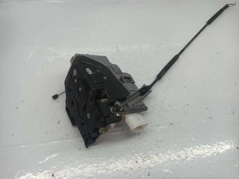 CERRADURA PUERTA DELANTERA DERECHA