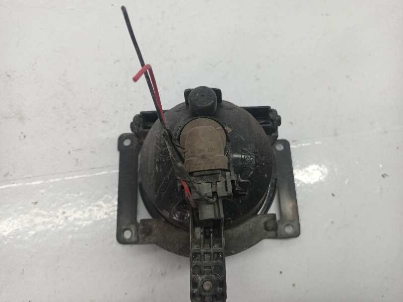 FARO ANTINIEBLA IZQUIERDO