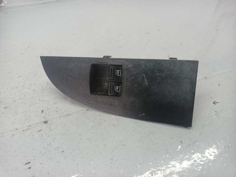 MANDO ELEVALUNAS DELANTERO IZQUIERDO 