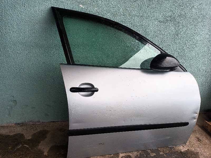 PUERTA DELANTERA DERECHA