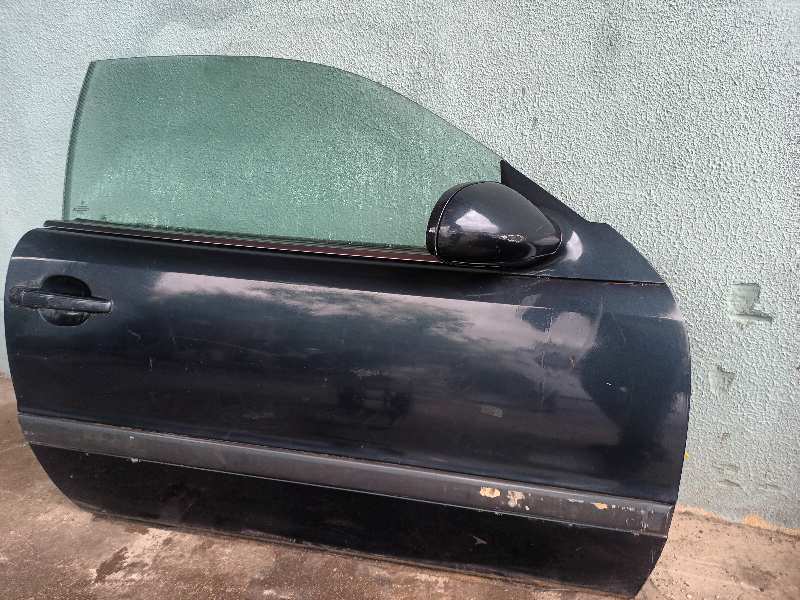 PUERTA DELANTERA DERECHA